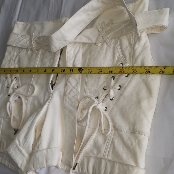 Rebecca Minkoff NEW Shorts Leather LaceUp Sexy 🎉HP🎉 - Picture 15 of 16
